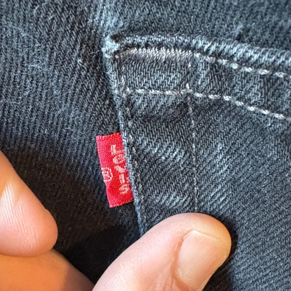 90s Levi's Men's‎ Dark Straight Jeans